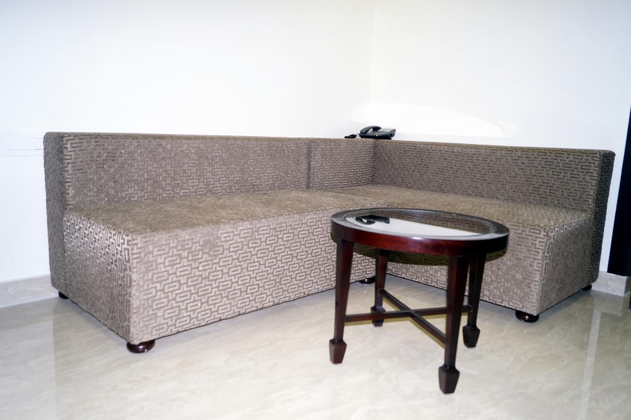 Hotel Silver Arcade Māldah Dış mekan fotoğraf